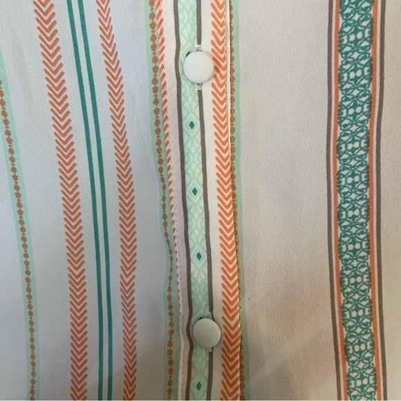 Torrid NWT Abbey Georgette Button Back Short Sleeve Blouse 1X - Picture 11 of 13